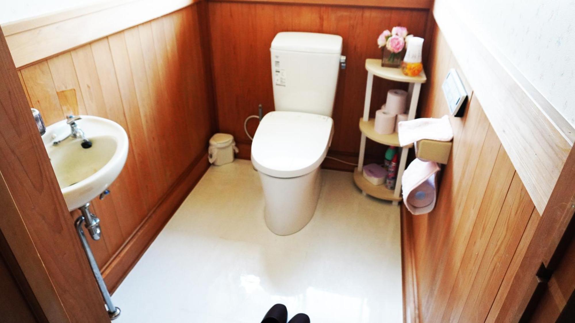 富士山を眺められる宿 ゲストハウス花水木 Nishikatsura Exterior photo