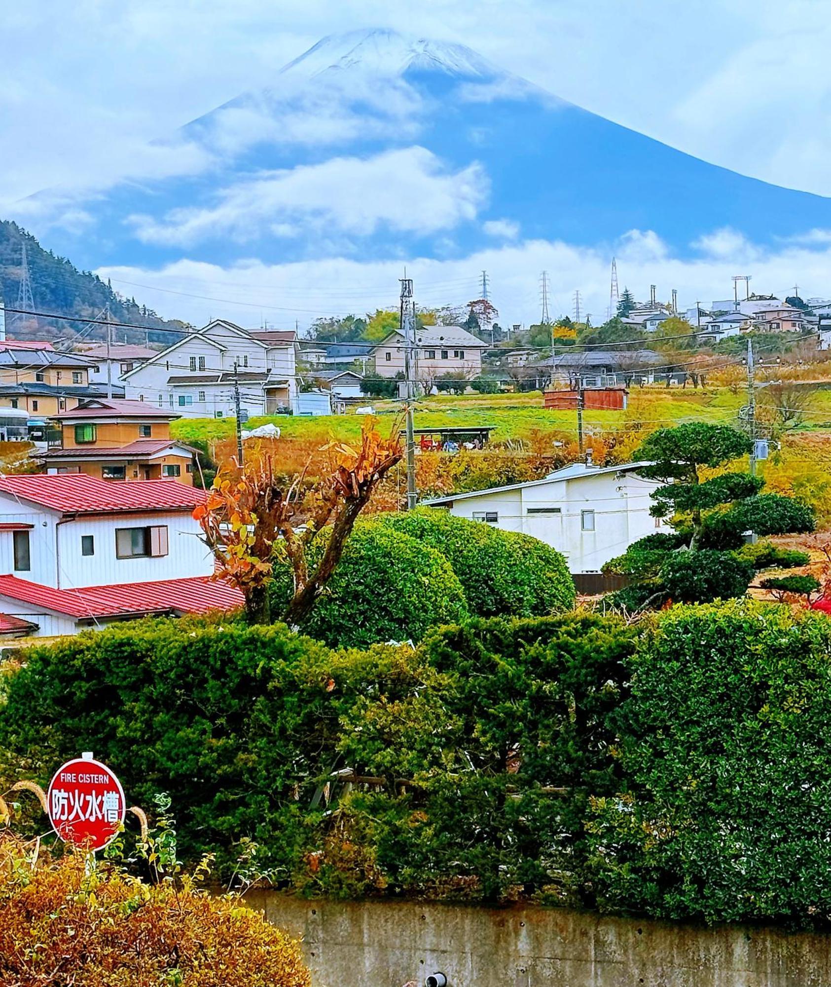 富士山を眺められる宿 ゲストハウス花水木 Nishikatsura Exterior photo
